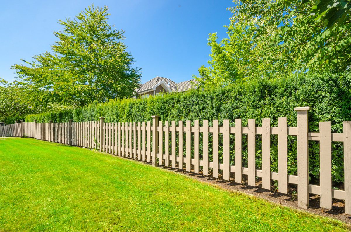 Fence installation services(1)